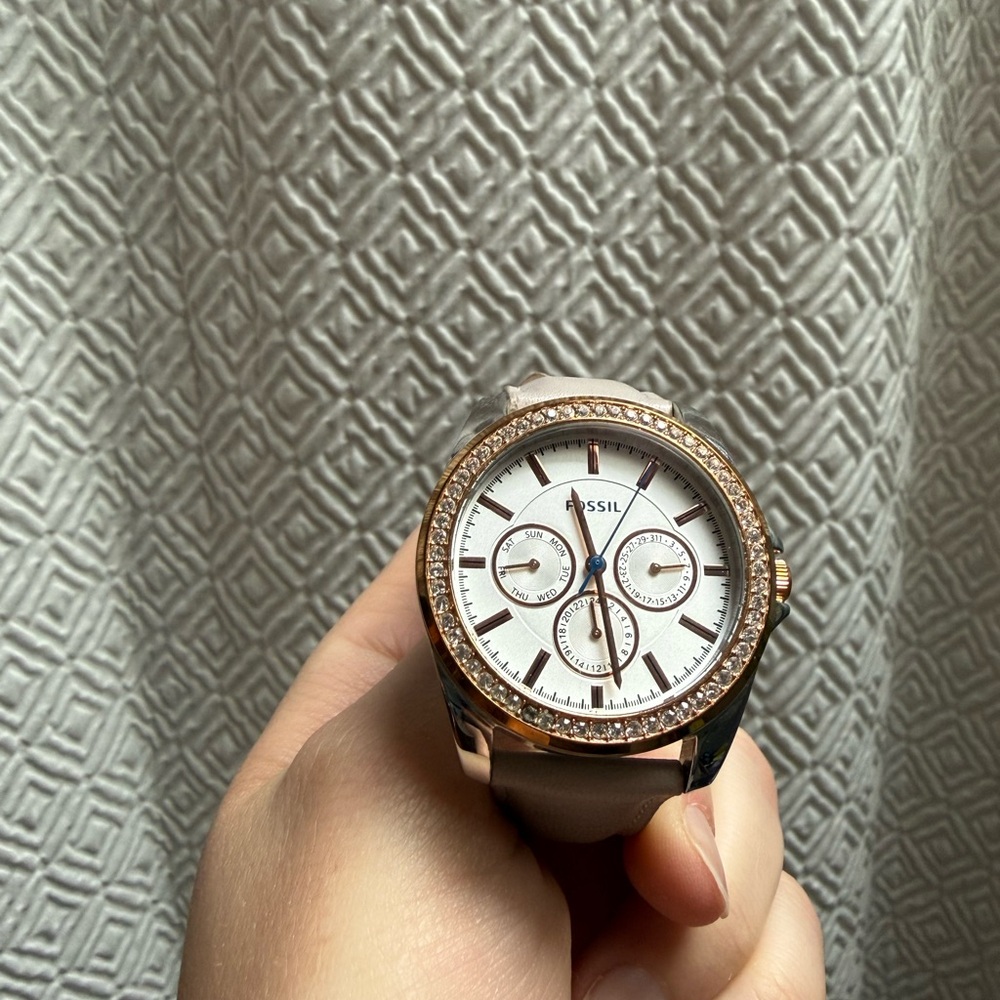 Fossil Rose Gold and White Leather Chronograph Watch